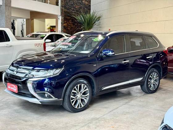 MITSUBISHI OUTLANDER 3.0 GT 4X4 V6 24V GASOLINA 4P AUTOMÁTICO